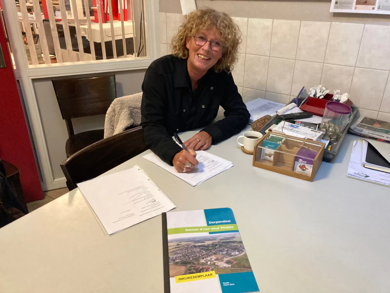 Tanja uit Meddo ondertekend Dorpsvisie